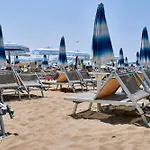 Flaminia 30 Metri Dal Mare *