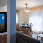 Flaminia 30 Metri Dal Mare