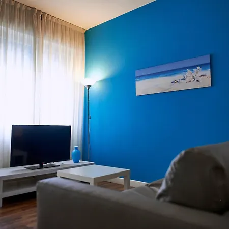 Appartamento Flaminia 30 Metri Dal Mare